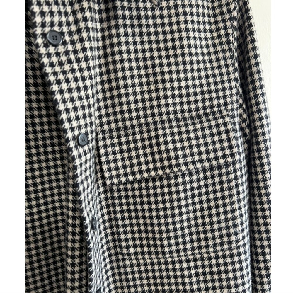 Houndstooth Button Up - Picture 3 of 5